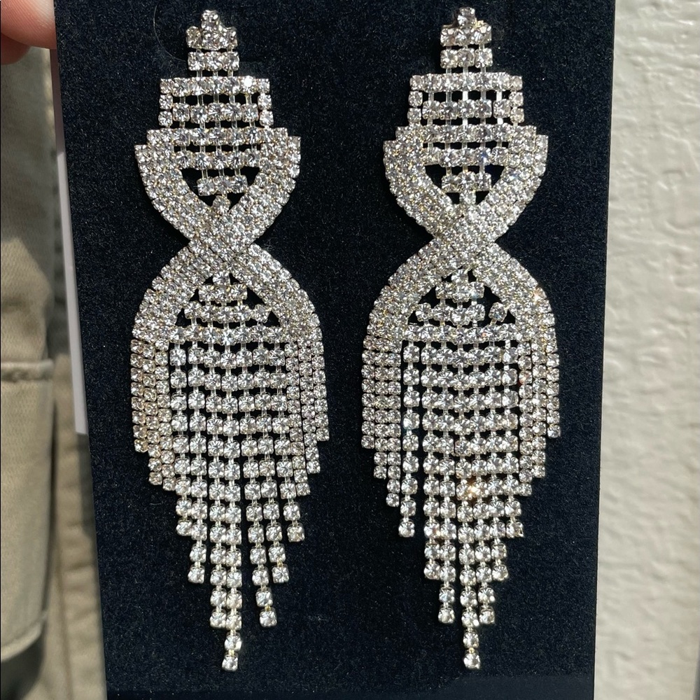 NPC earrings ✨ 👙